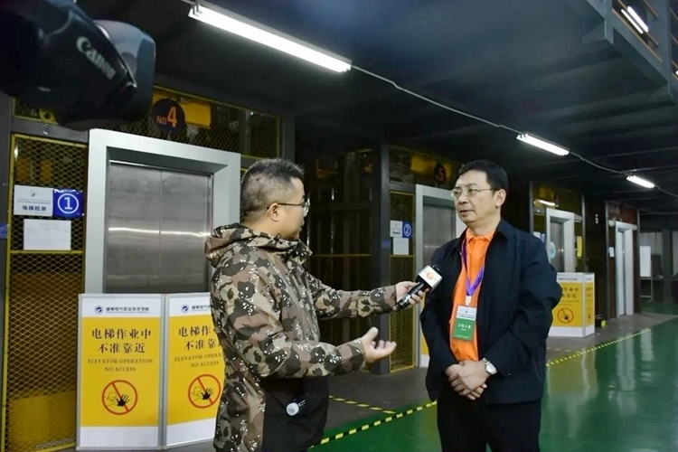 图片18.jpg