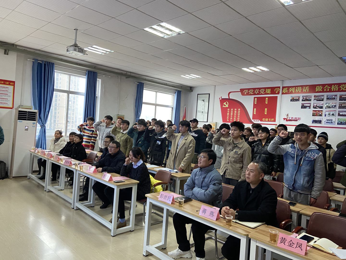 图片4.png 图片4.png