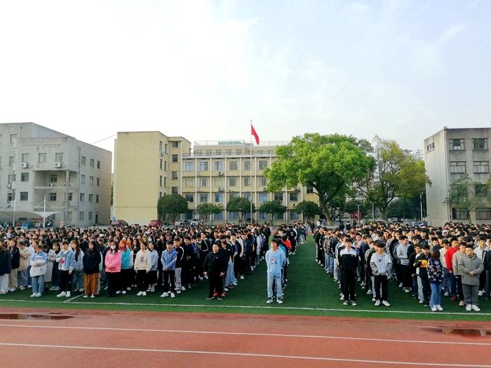 D4BF4D450EBEEDC5576E377C1C3E5979.jpg